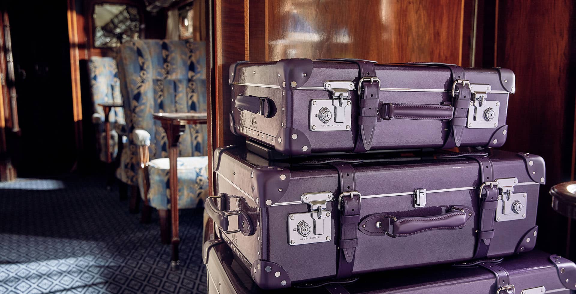 Deluxe Amethyst Collection - GLOBE-TROTTER