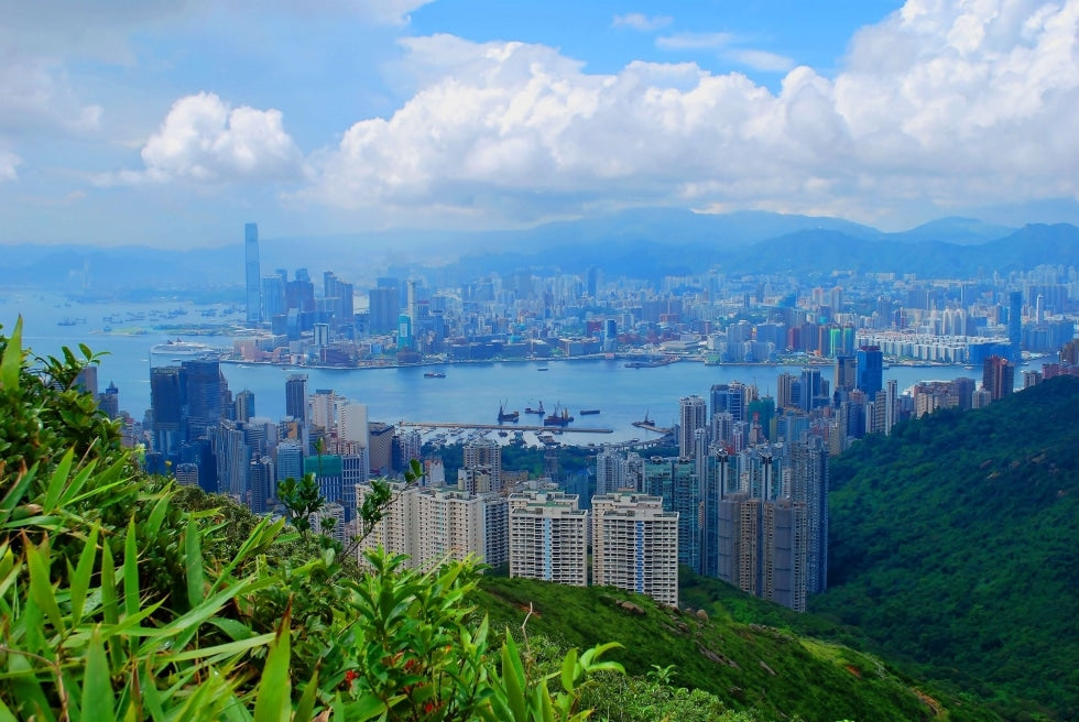 The Art Of Adventure: Hong Kong - GLOBE-TROTTER