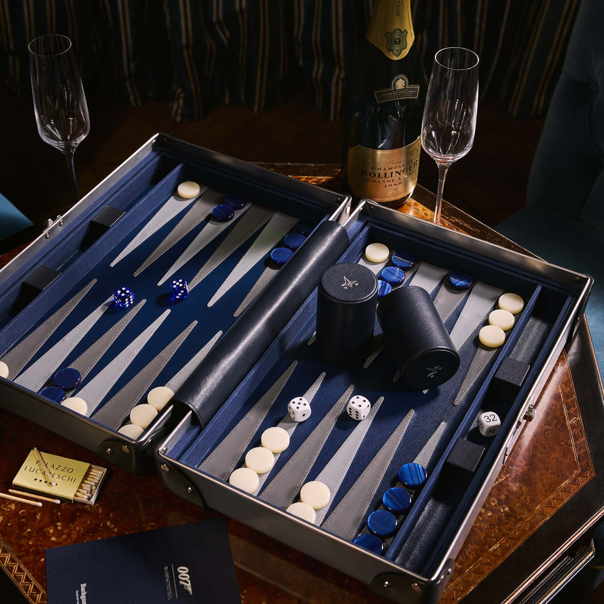007 Collection - Backgammon Set - Grey/Graphite | Globe-Trotter
