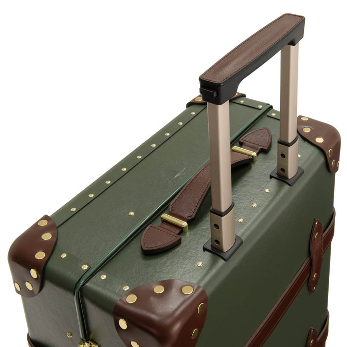 Globe-Trotter | Carry-On | 4W | Green | Luxury Cabin Luggage Globe-Trotter | Carry-On | 4W | Green | Luxury Cabin Luggage