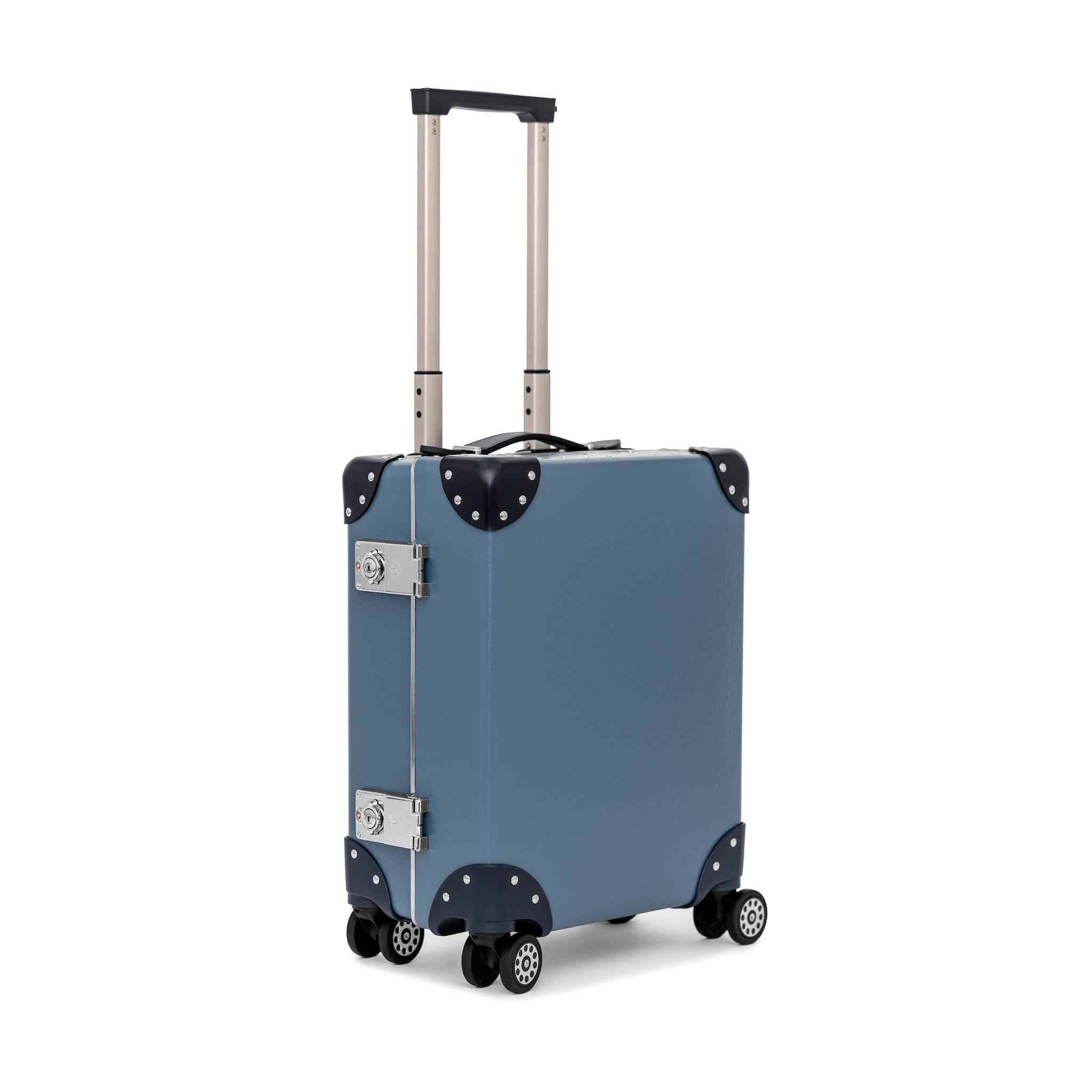 Metropolis · 24 Hour Carry-On - 4 Wheels | Fog Blue/Navy/Chrome