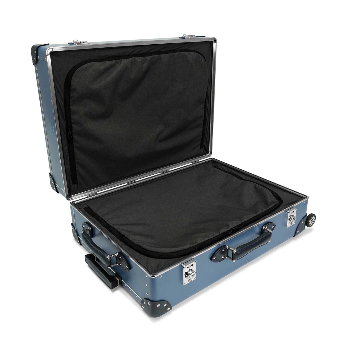 Metropolis · Large Check-In | Fog Blue/Navy/Chrome