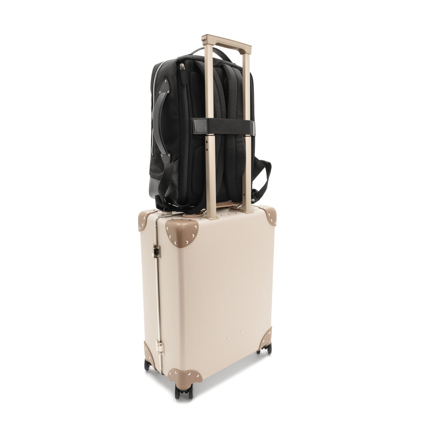 N*I様 GLOBE TROTTER CLIPPER Globe-Trotter | Leather Backpack | Black | Metropolis Collection