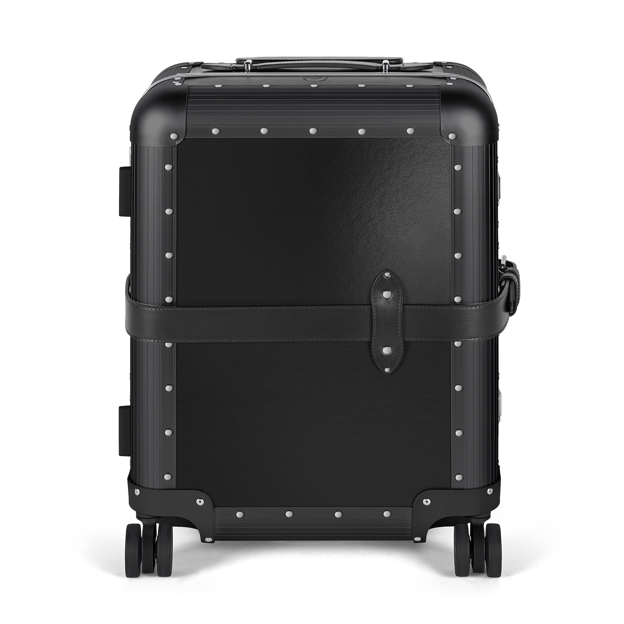 最終値引■非売品　GLOBE-TROTTER BESPOKE CASEレザータグ FPM Milano x Globe-Trotter | Luxury Luggage Collaboration