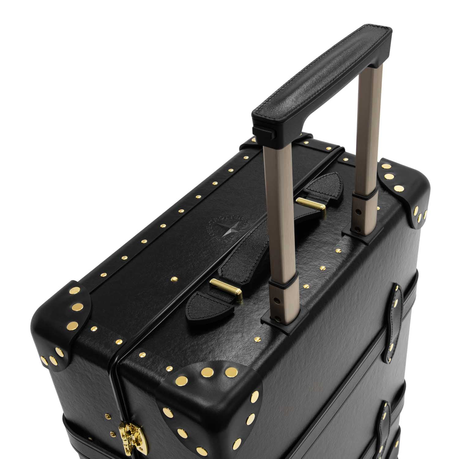 The Vampire's Wife · Carry-On - 4 Wheels | Black/Black/Gold