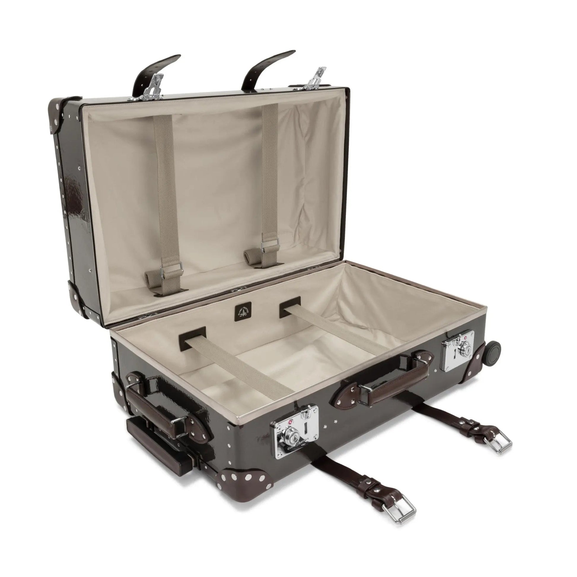 Caviar · Medium Check-In - 4 Wheels | Caviar/Chocolate/Chrome - GLOBE-TROTTER