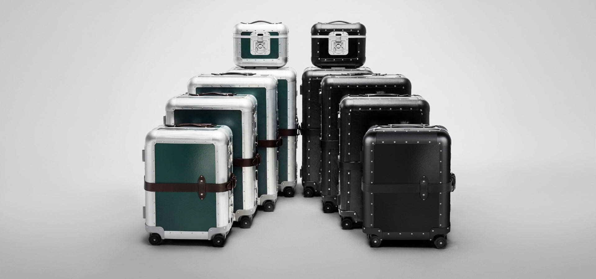 最終値引■非売品　GLOBE-TROTTER BESPOKE CASEレザータグ FPM Milano x Globe-Trotter | Luxury Luggage Collaboration