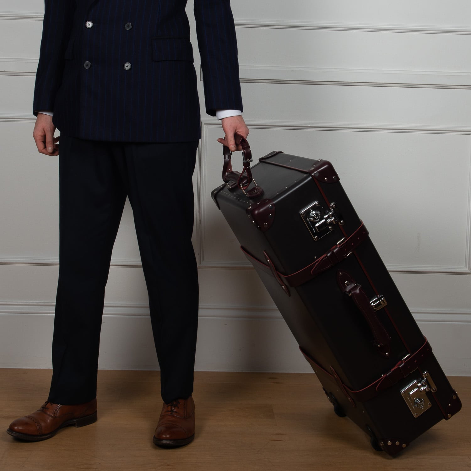 Magic Handle | Burgundy - GLOBE-TROTTER