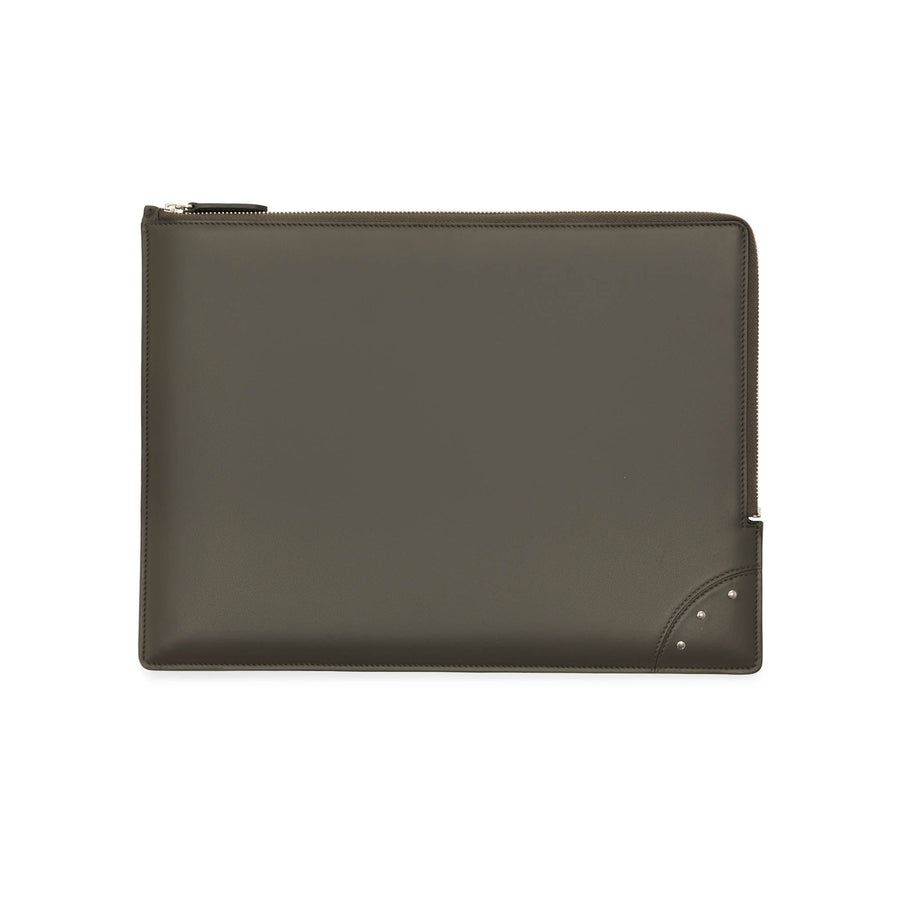 Metropolis · A4 Document Holder | Olive/Chrome – first image