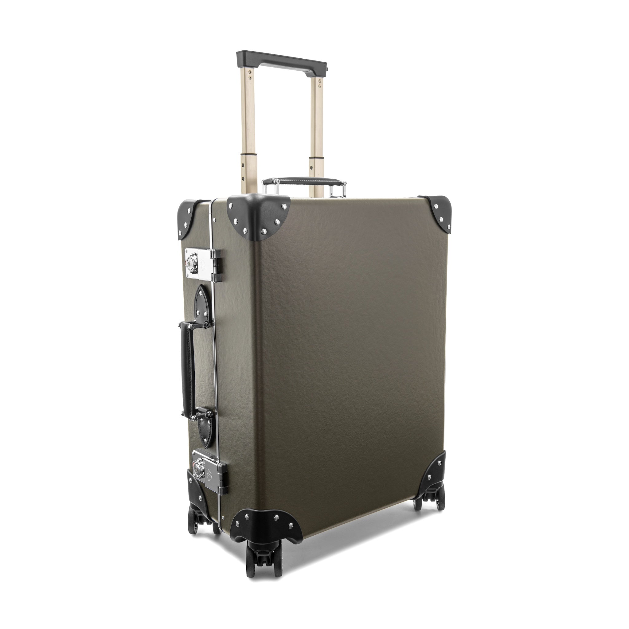 Globe-Trotter | Metropolis | Carry-On | Black | Luxury Cabin