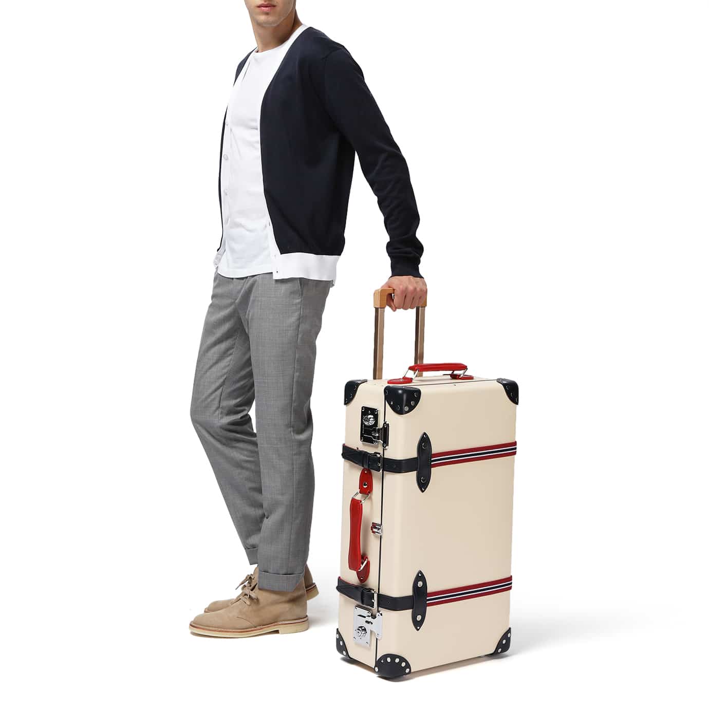 St. Moritz · Medium Check-In | Ivory/Navy - GLOBE-TROTTER