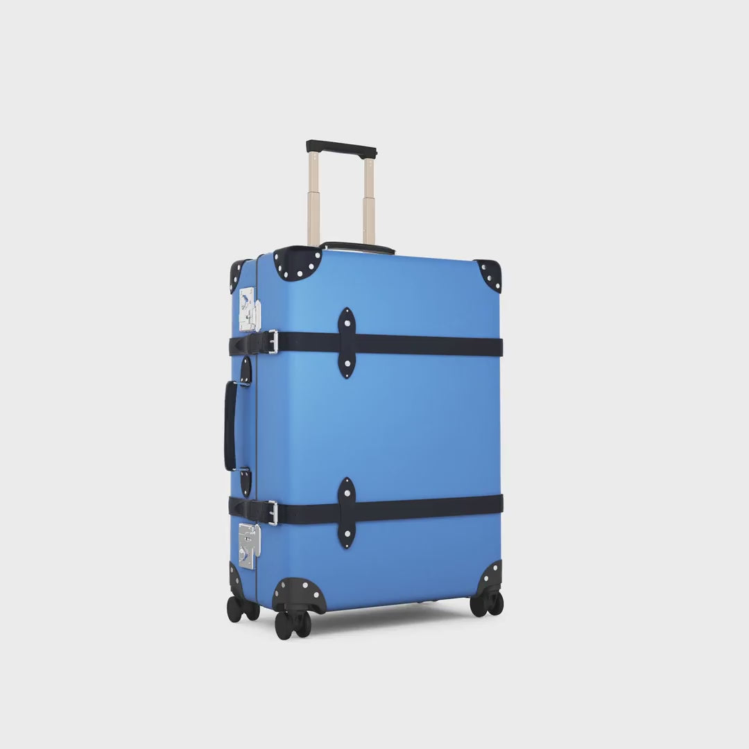 Cruise · Carry-On - 4 Wheels | Royal Blue/Navy/Chrome