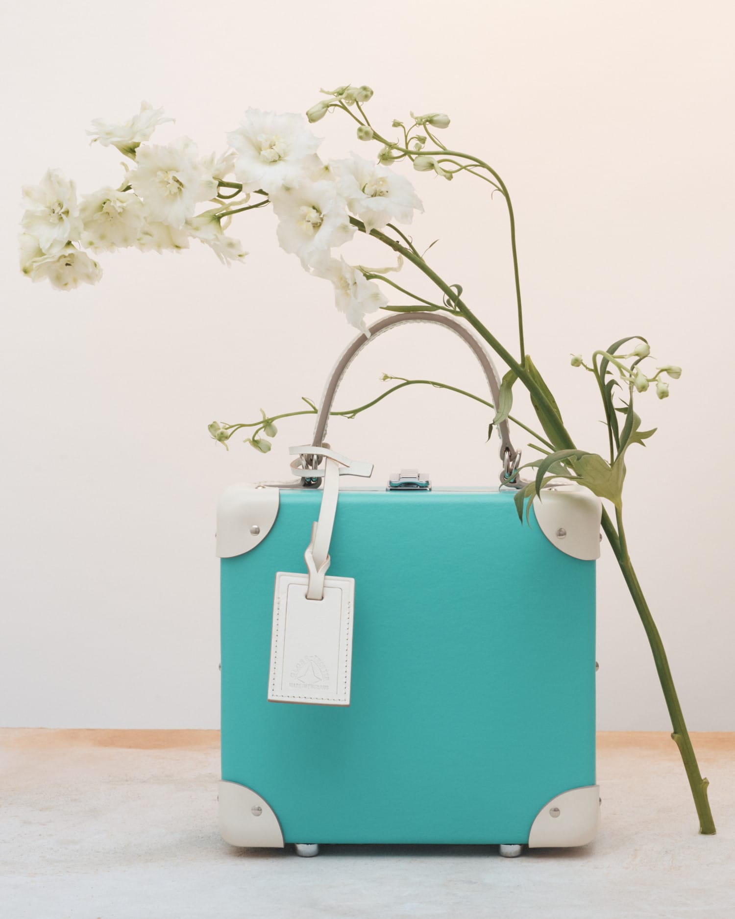 The London Square Collection · London Square | Turquois Green/Ivory - GLOBE-TROTTER